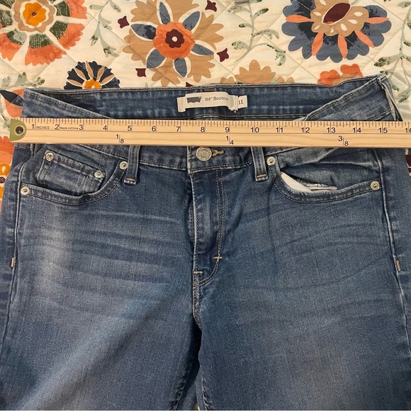 Levi's 518 Women's Boot Cut Jeans Size 11 - Picture 5 of 7